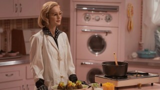 ‘Lessons in Chemistry’ Review: Brie Larson, Science and Cooking Mix Well in Apple Limited Series